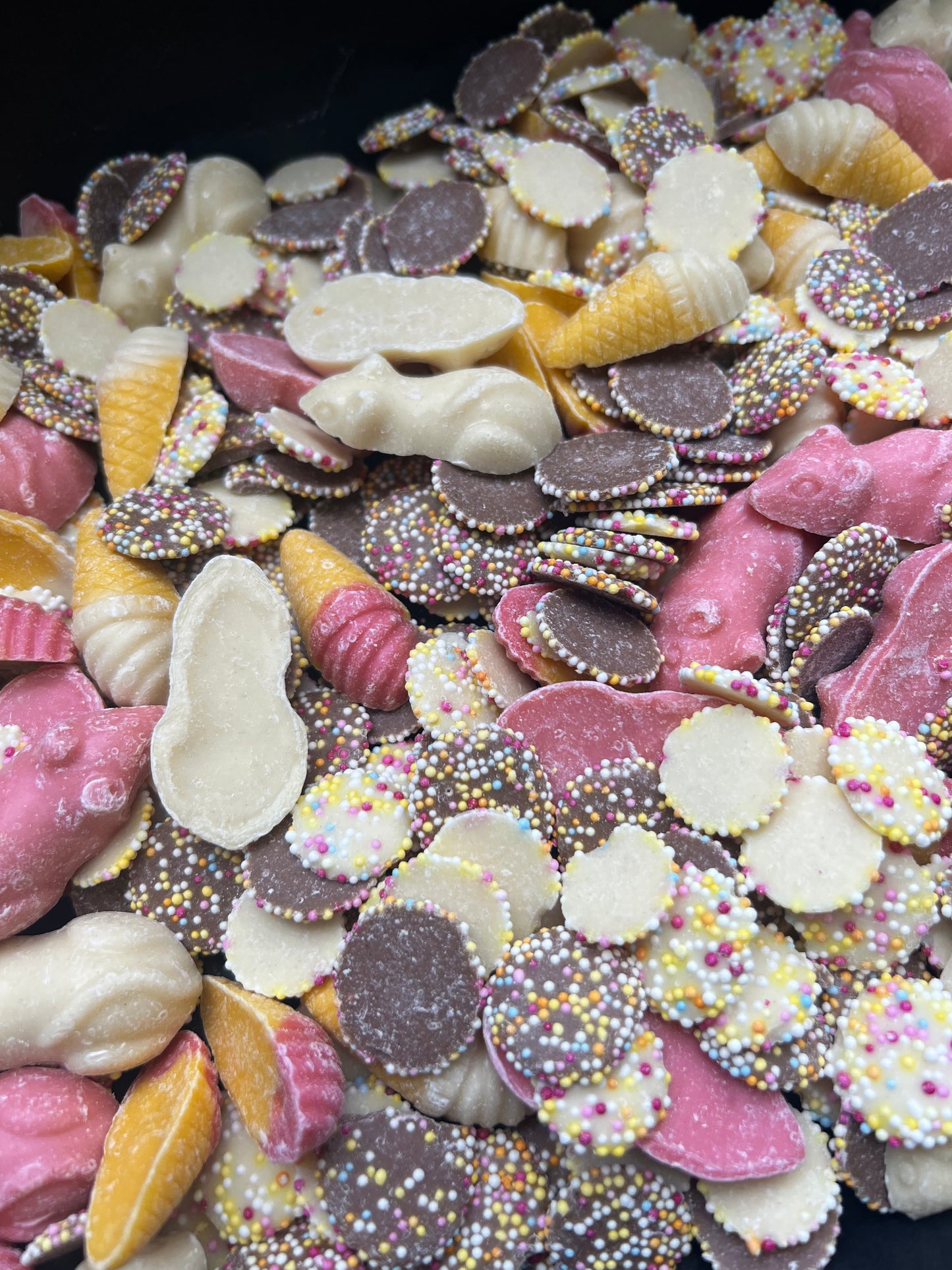 1kg letterbox chocolate mix